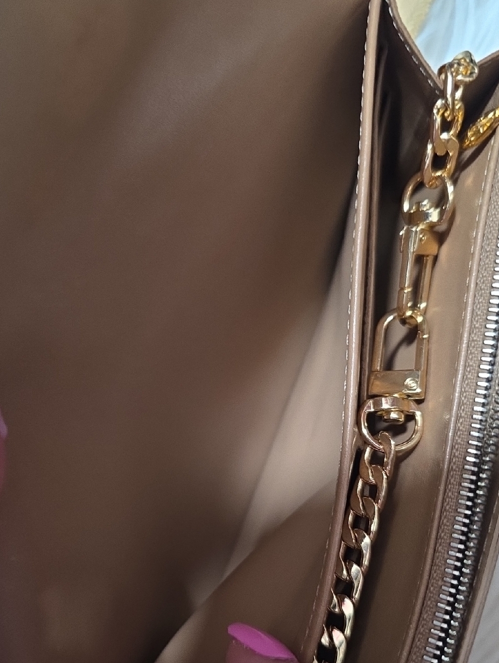 Louis Vuitton Monogram Vernis Sarah Wallet With Chain & Dustbag - Picture 8 of 16